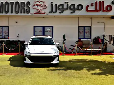 2025 Hyundai Accent SEL 4 Cylinder Engine White Black Sedan GCC Specs