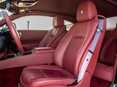 2015 Rolls-Royce Wraith Standard Smooth and powerful V12 White Red Coupe