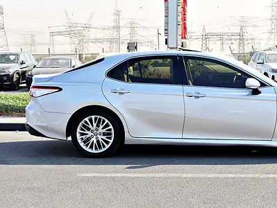 2020 Toyota Camry Grande 6 Cylinders Engine Silver Beige GCC Specs