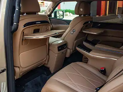 2025 Yangwang U8 LWB Hybrid 0KM Gold Brown SUV