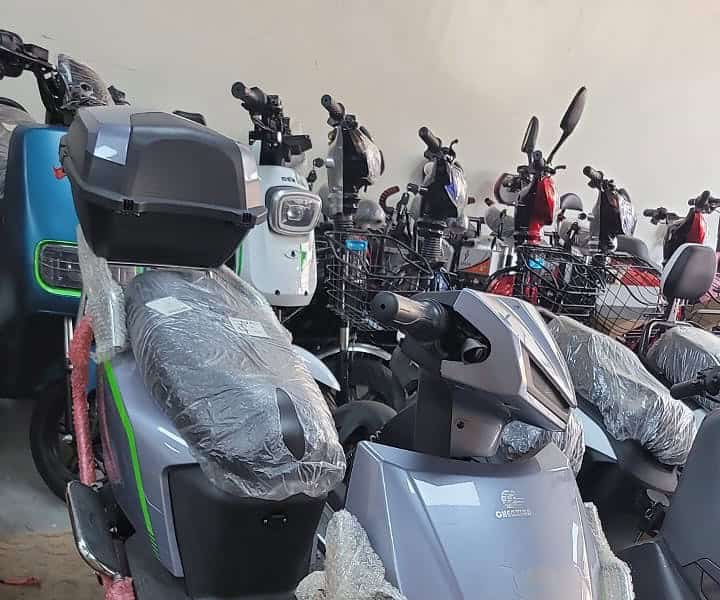 Grey Electric Scooter 60 Volt Battery 50 KM Range with 60 Speed