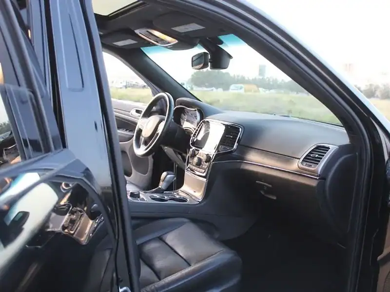 2019 Jeep Grand Cherokee Limited Grand Cherokee 6 Cylinders Engine Black