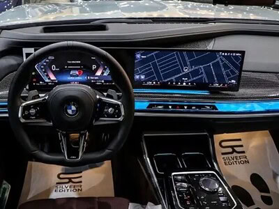 2024 BMW BMW B7 4.4L Twin-Turbocharged V8 Grey SUV AWD