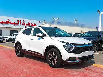 2025 Kia Sportage EX 4 Cylinders Engine White Black SUV GCC Specs