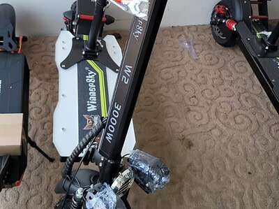 Black Electric Scooter 48 Volt Battery 40 KM Range with 60 Speed