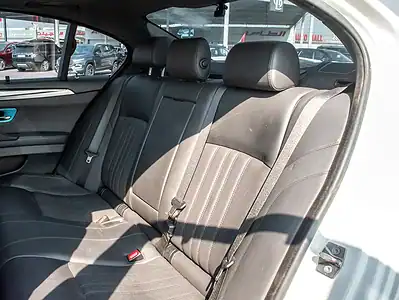 2012 BMW M5 Standard 8 Cylinders Engine White Black Sedan
