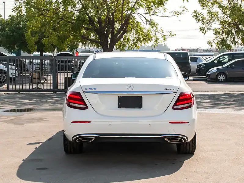2018 Mercedes-Benz E-Class E400 4Matic 6 Cylinders Engine White Black Sedan