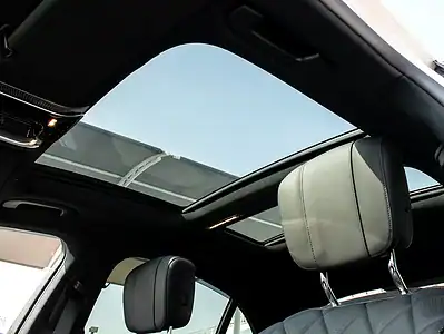 2022 Mercedes-Benz S-Class S 580 4Matic 8 Cylinders Engine White Black Sedan