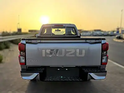 2026 Isuzu DMax SINGLE CAB MANUAL DIESEL ENGINE 1.9 TURBO Silver Black