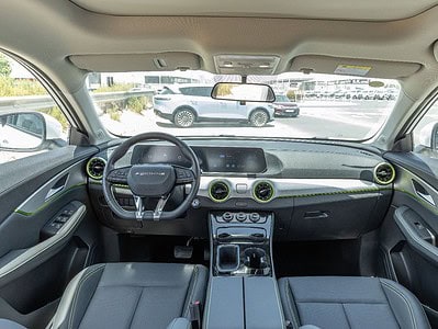 2025 Forthing Friday Dong Feng Electric 410Km White Black SUV