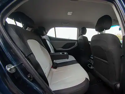 2022 Hyundai Creta Smart 4 Cylinder Engine Blue White GCC Specs