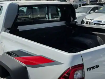 2025 Toyota Hilux GR Sport 4.0L 6 Cylinders Engine White Black GCC Specs