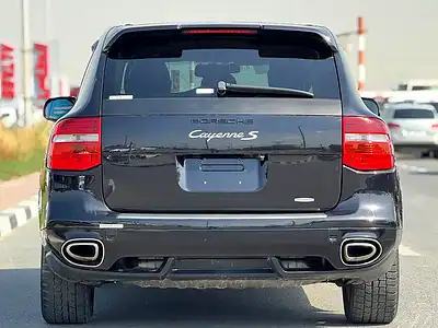 2007 Porsche Cayenne S 8 Cylinders Engine Black Beige SUV