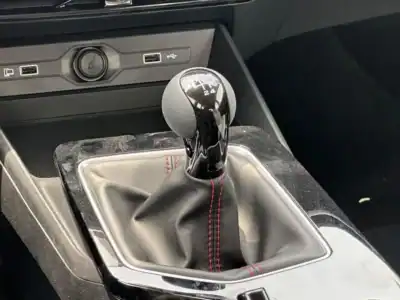 2025 MG MG 5 1.5 L 4 Cylinders Engine White Black Sedan FWD