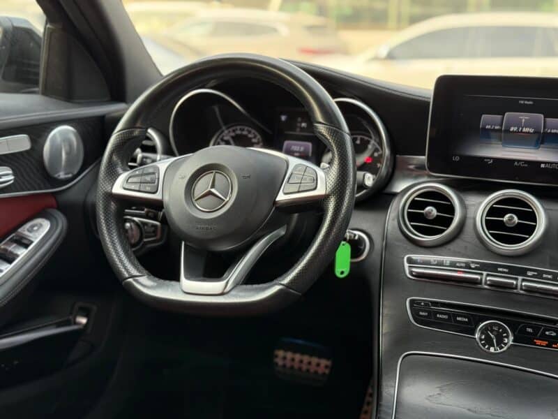 2016 Mercedes-AMG C 43 3.0 liters V6 Engine Petrol White Red Sedan