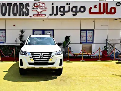 2021 Nissan Xterra Titanium 4 Cylinders Engine White Beige SUV GCC Specs