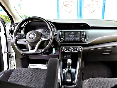 2022 Nissan Kicks SV 4 Cylinder Engine White Black SUV GCC Specs