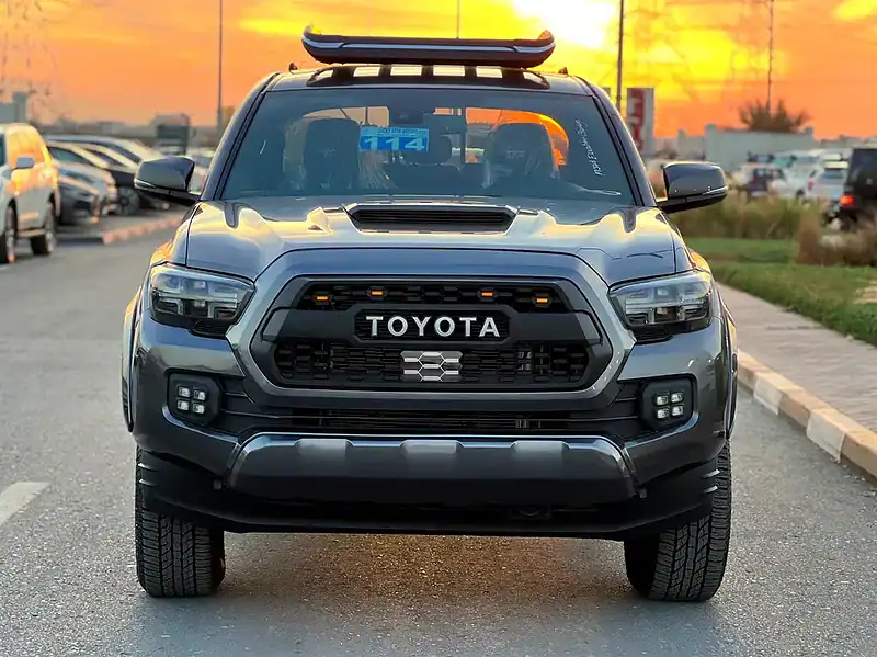 2021 Toyota Tacoma SR5 Double CA 6 Cylinders Engine Grey Black Pick Up