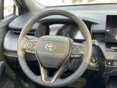 2025 Toyota Corolla Cross Other 2.0 HYBRID NEW SHAPE 4 Cylinder White Black