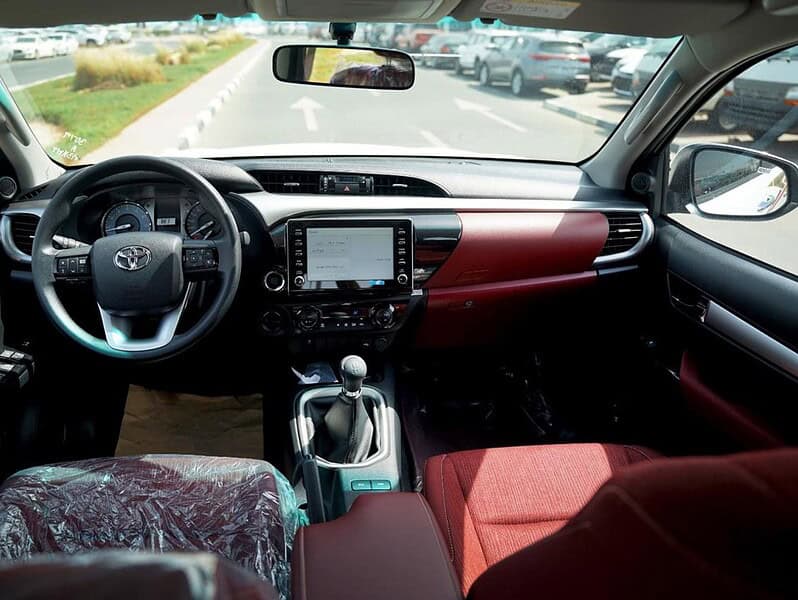 2025 Toyota Hilux GLX 2.7L Double Cab Utility 4WD MT White Red Pick Up