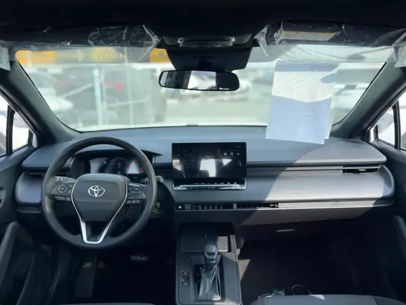 2025 Toyota Frontlander Other Hybrid 4 Cylinder Engine White Black Crossover