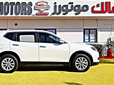 2021 Nissan X-Trail SE 4 Cylinders Engine Petrol White Black SUV GCC