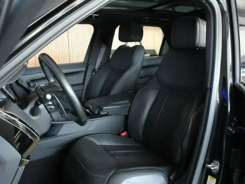 2023 Land Rover Range Rover Sport Range Rover Sport SE 6 Cylinder Black