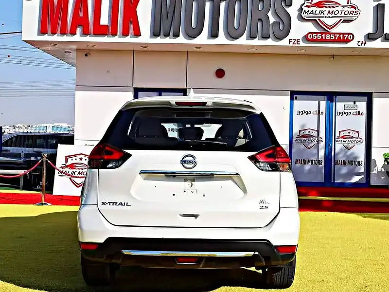 2021 Nissan X-Trail SE 4 Cylinders Engine Petrol White Black SUV GCC