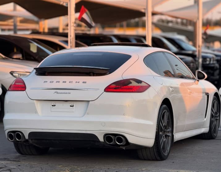 2013 Porsche Panamera 6-Cylinder Engine AT Full Option White Beige Sedan