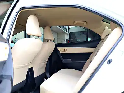 2018 Toyota Corolla XLI 4 Cylinders Engine Petrol White Beige Sedan