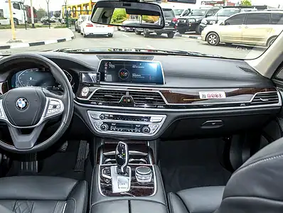 2022 BMW 7-Series 750i 8 Cylinders Engine Petrol Black Sedan