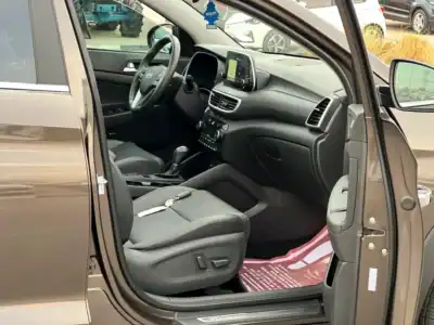 2020 Hyundai Tucson Platinum 4 Cylinders Engine Petrol Brwon Black SUV