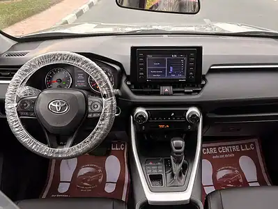 2022 Toyota Rav 4 XLE 4 Cylinders Engine Petrol Silver Black SUV Full Option