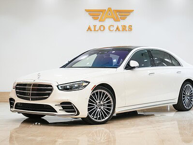 2021 Mercedes Benz S580 4.0 litre V8 Engine White Black Sedan