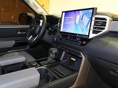 2024 Toyota Tundra HYBRID LIMITED i-FORCE MAX twin-turbo V6 Engine White Grey