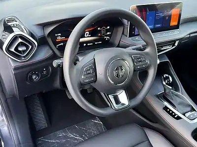 2025 MG5 GLOBAL LUXURY EDITION 1.5L A/T PTR 4 Cylinders White Black Sedan