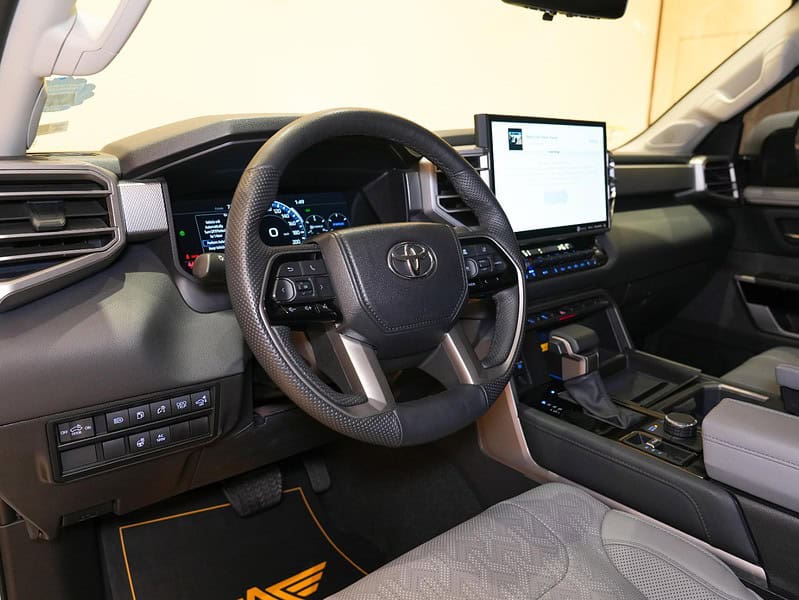 2024 Toyota Tundra HYBRID LIMITED i-FORCE MAX twin-turbo V6 Engine White Grey