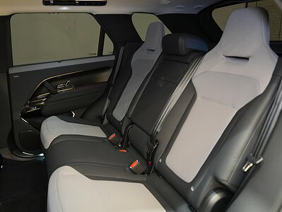 2024 Land Rover Range Rover Sport SV Edition One 4.4L Twin-Turbo V8 Gold White