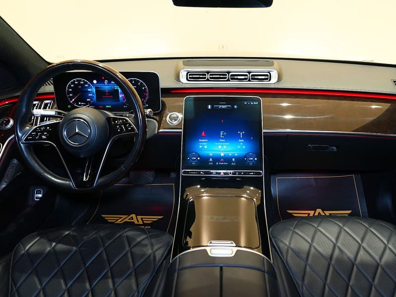 2021 Mercedes-Benz S 580 4Maticc 4.0-liter V8 Engine Grey Black AWD