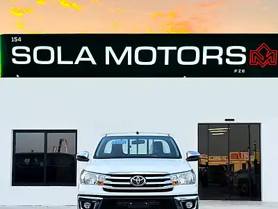 2025 Toyota Hilux Single Cab 4 Cylinder Engine White Maroon Truck Manual