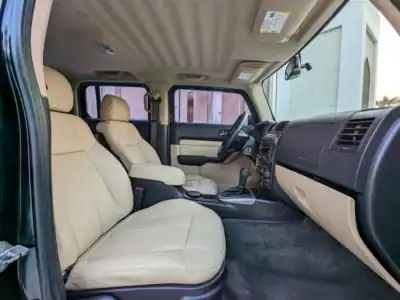 2008 Hummer H3 Other 5 Cylinder Engine Petrol Black Beige SUV GCC Specs
