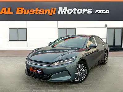 2025 BYD HAN Other Hybrid 4 Cylinders Engine Green White Sedan