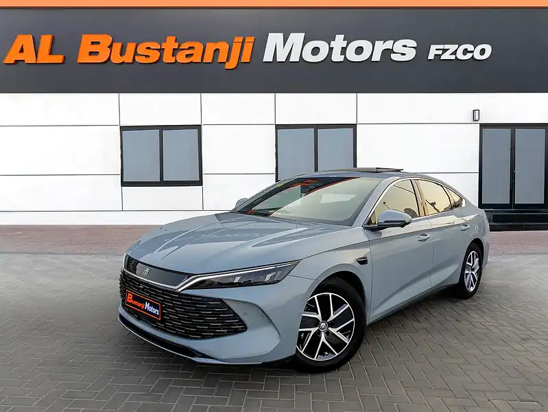 2025 BYD Qin L DM-i Hybrid 4 Cylinders Green Black Sedan FWD