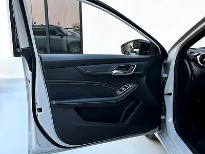 2025 MG MG6 Black Edition 4 Cylinders Engine Grey Black Sedan FWD