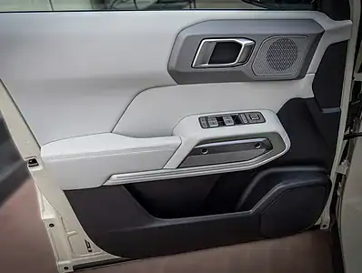 2025 BYD Leopard Titanium 3 4WD Max Electric 450 - 550 KM Beige White SUV