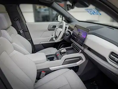 2025 BYD Leopard Titanium 3 4WD Max Electric 450 - 550 KM Beige White SUV