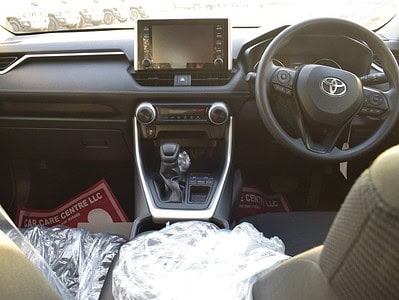 2019 Toyota Rav 4 2.5L 4 Cylinder Engine White Black SUV AT