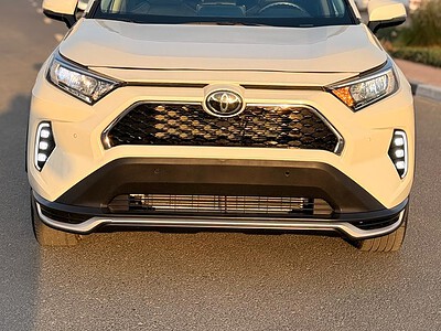 2021 TOYOTA RAV 4 2.0 L V4 Engine White Black SUV Full Option