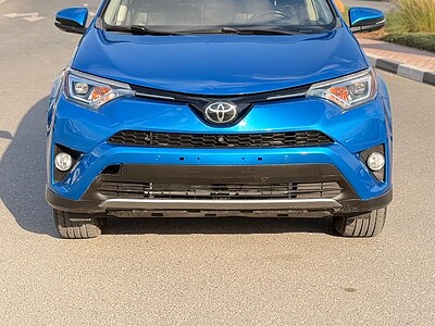 2018 TOYOTA RAV 4 LIMITED 2.5 litres V4 Cylinder Engine Blue Black SUV