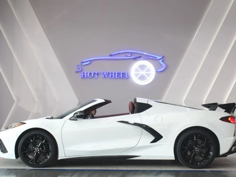 2020 Chevrolet Corvette 3LT 6.2L 8 Cylinders Engine Convertible White Maroon